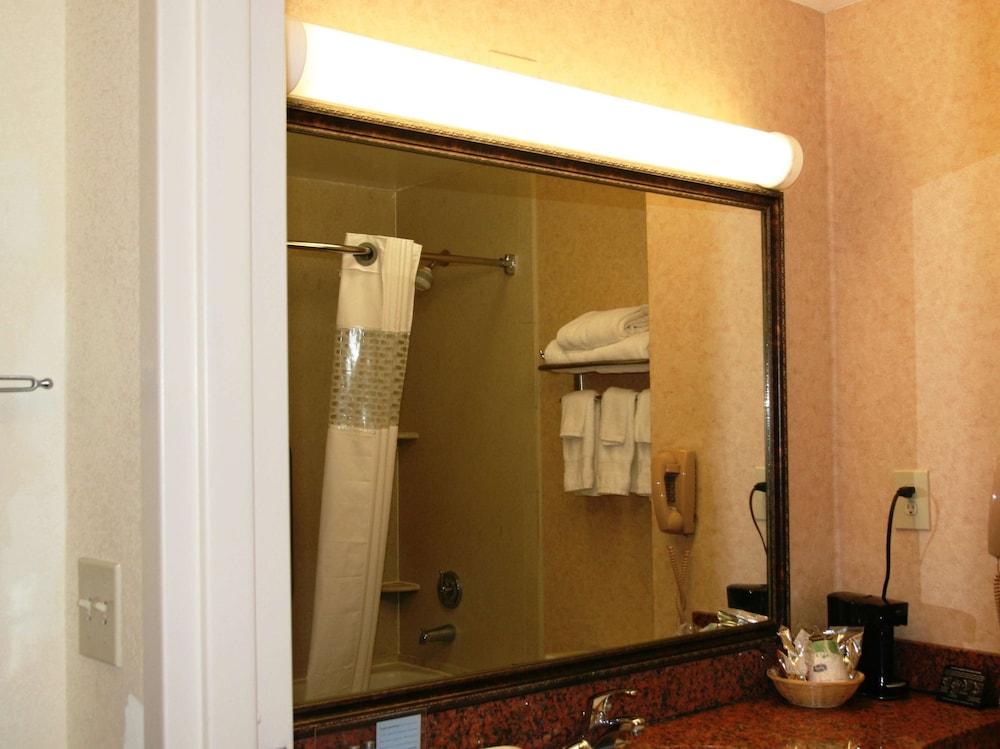 Hampton Inn Canton Kültér fotó