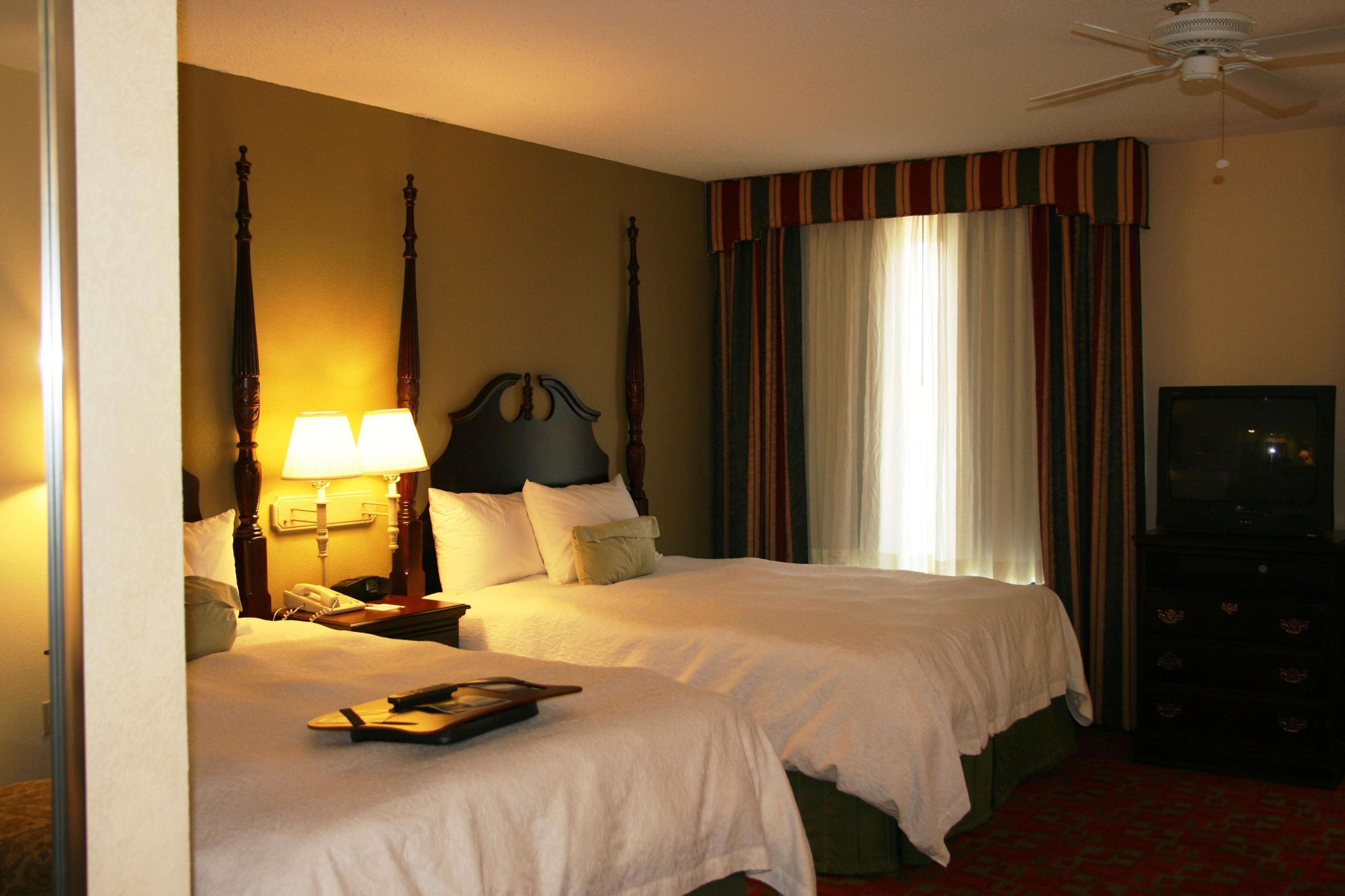 Hampton Inn Canton Szoba fotó