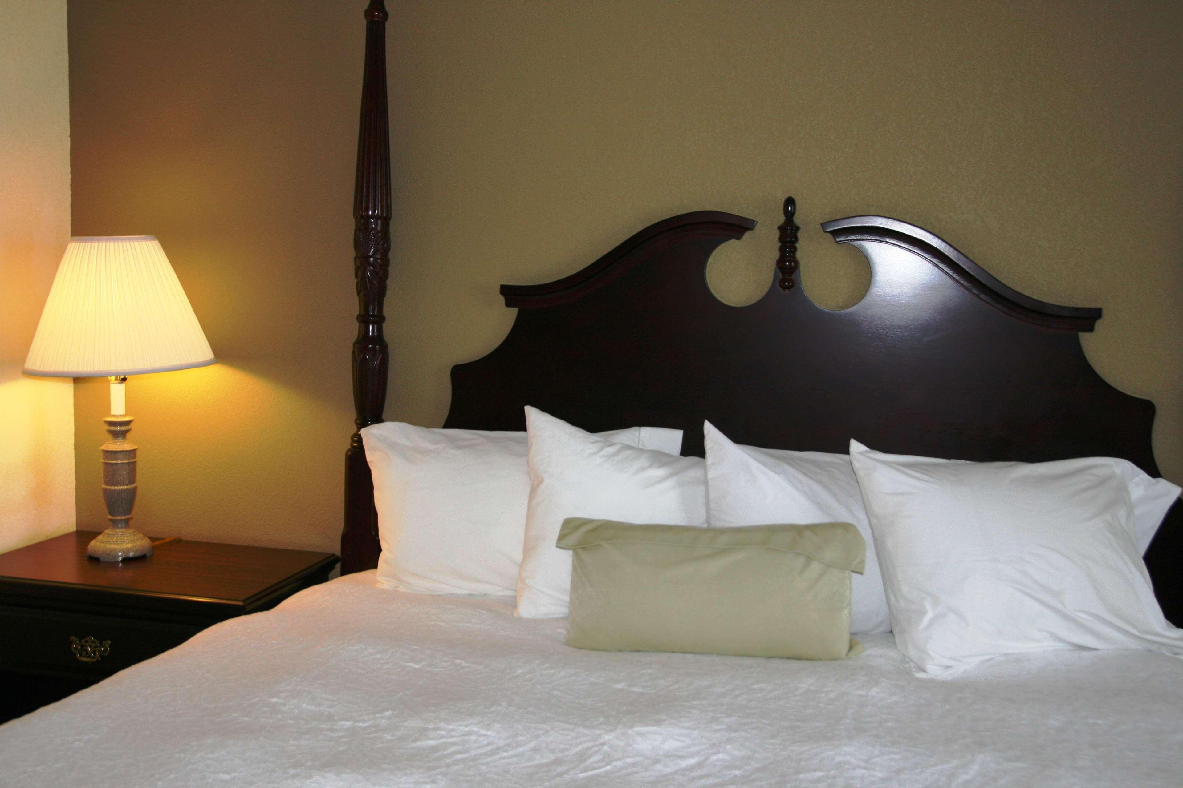Hampton Inn Canton Szoba fotó