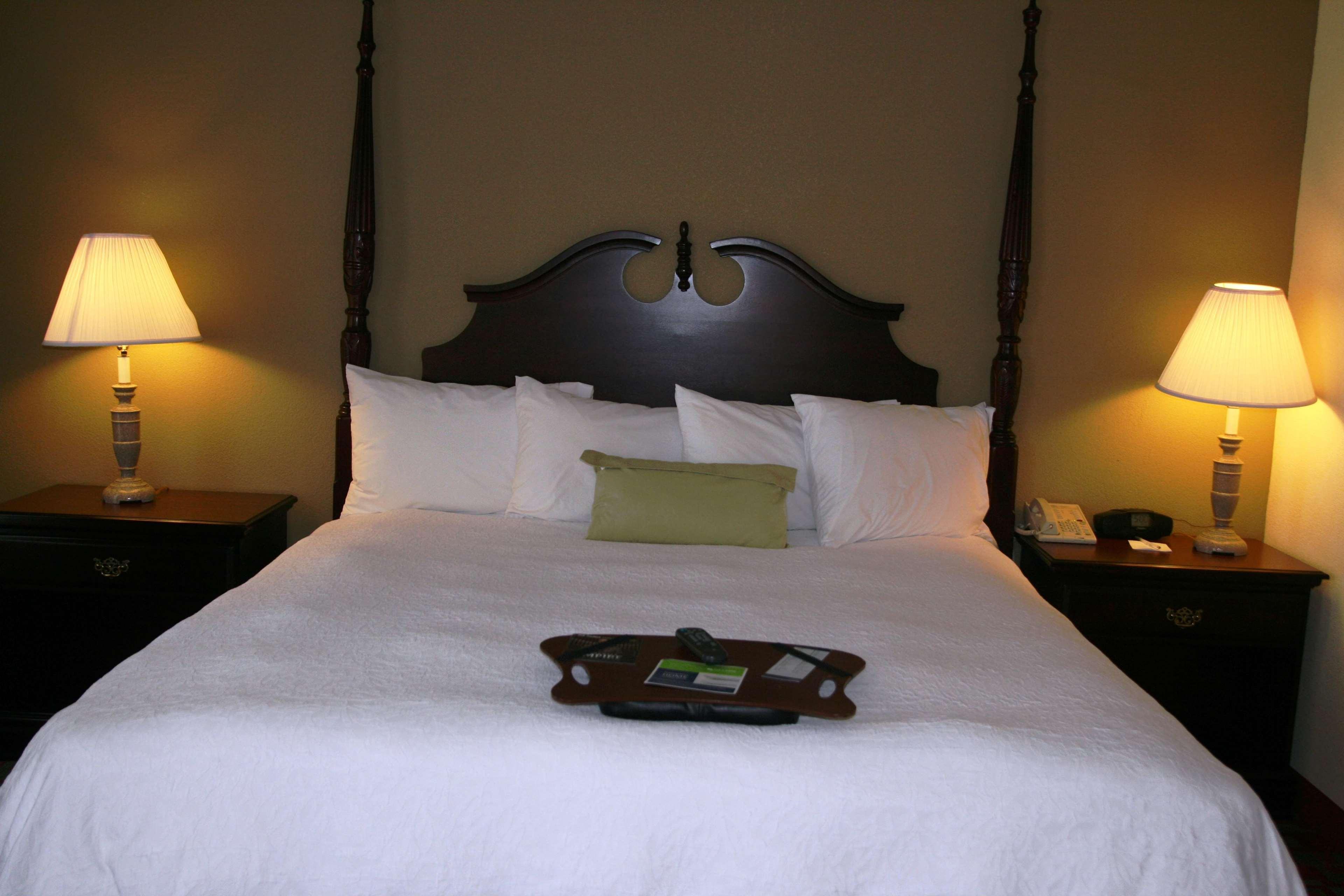 Hampton Inn Canton Szoba fotó