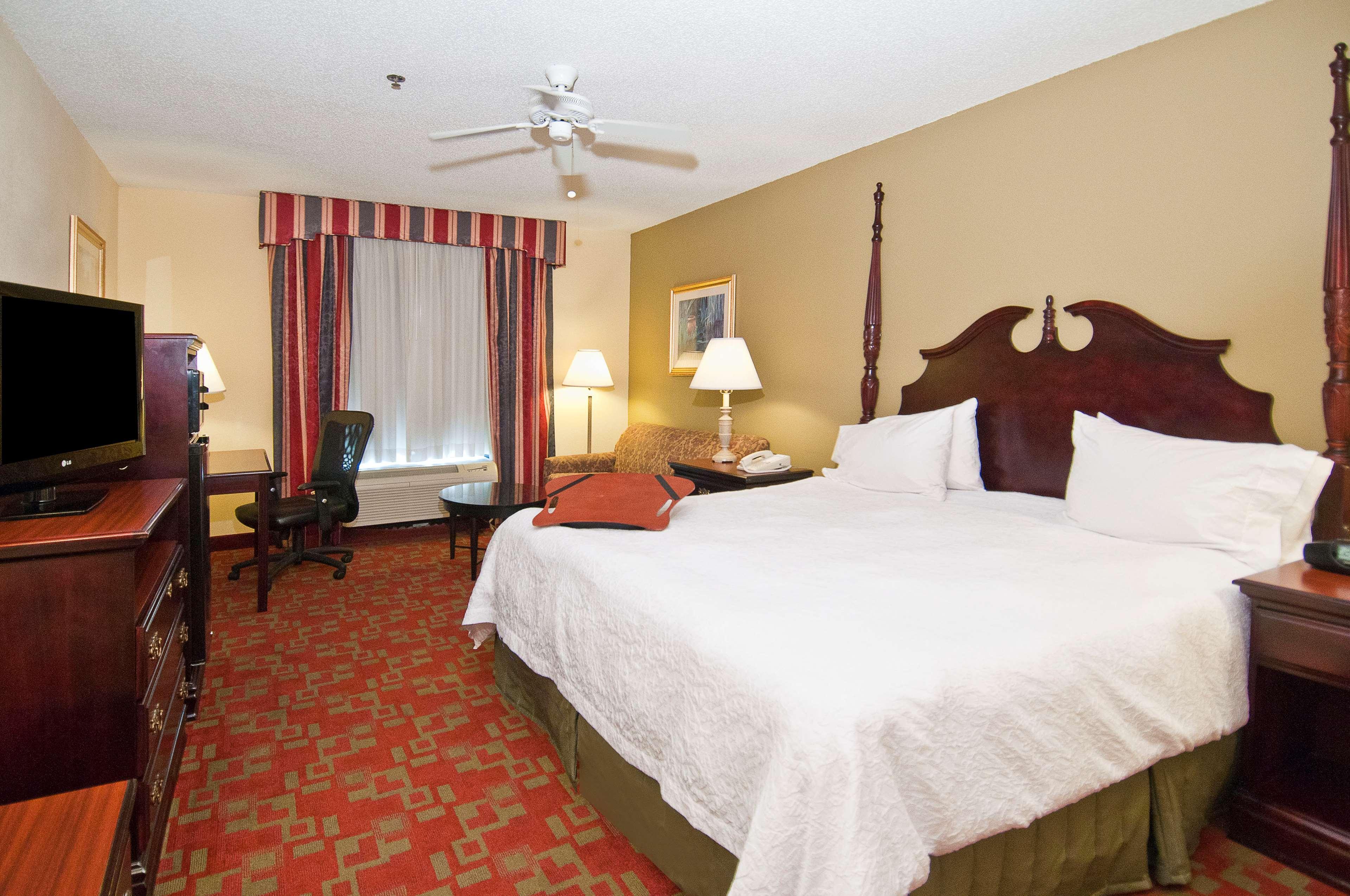 Hampton Inn Canton Kültér fotó