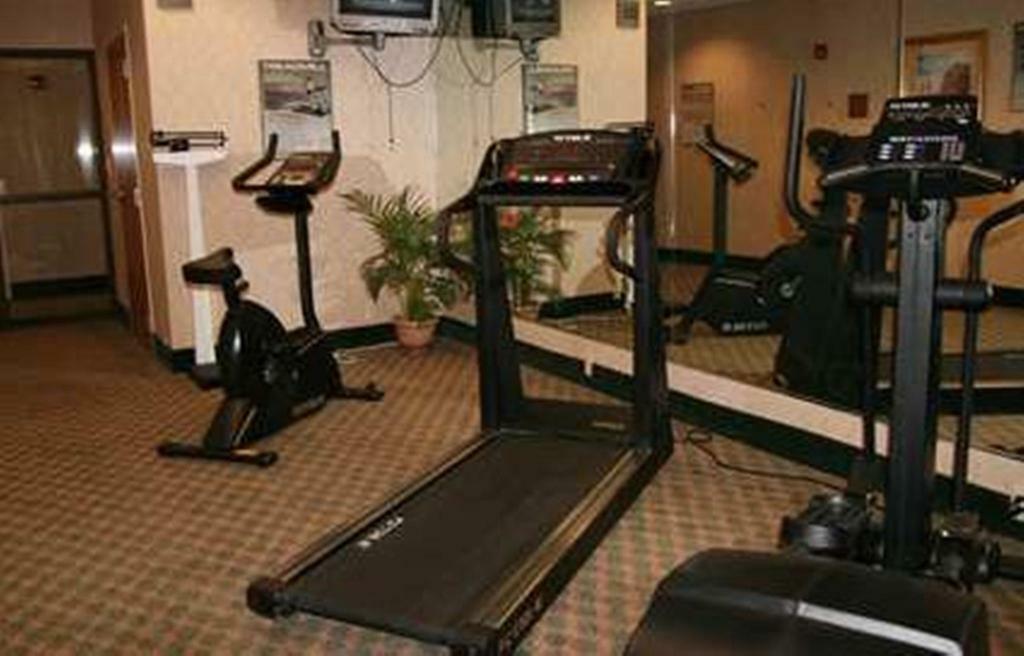 Hampton Inn Canton Kültér fotó